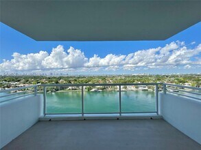 Building Photo - 5600 Collins Ave