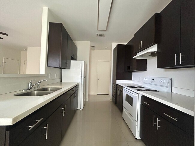Foto del edificio - 501 Shiloh Dr