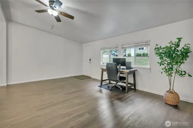 Foto del edificio - 18708 229th Ave E