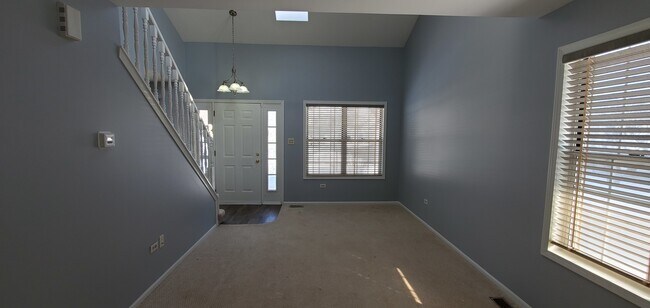 Building Photo - 3525 Princeton Ave