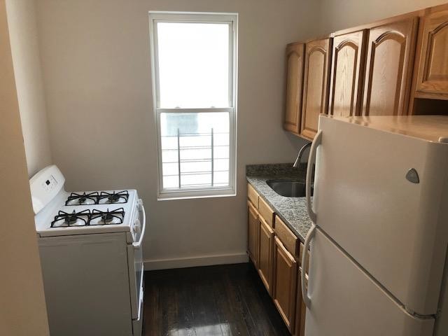 Kitchen - 3515 Bruckner Blvd