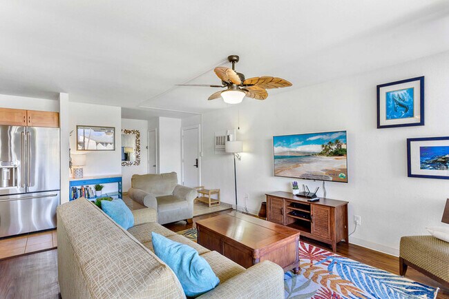 Building Photo - Kihei Holiday 215