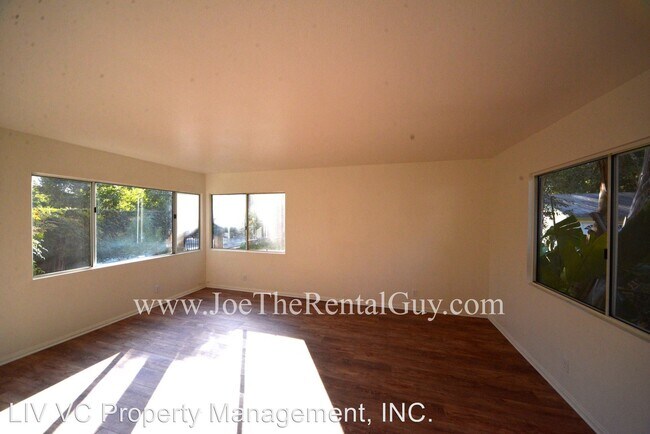 Building Photo - 406 Lion St