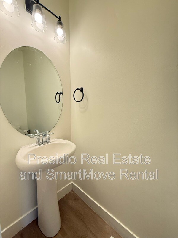 Foto del edificio - 7177 N Slick Rock Way