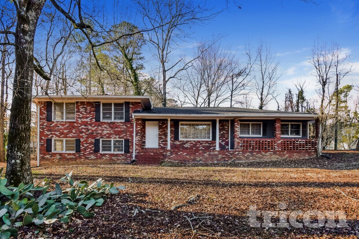 Foto principal - 4930 Sugar Creek Dr