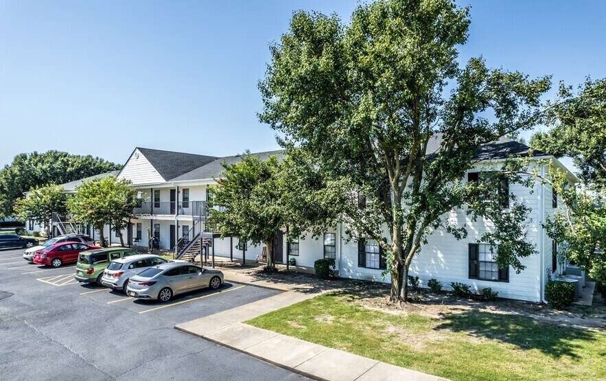 Building Photo - 1565 Fitzgeralds Blvd