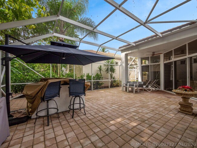Foto del edificio - 143 Sunset Bay Dr