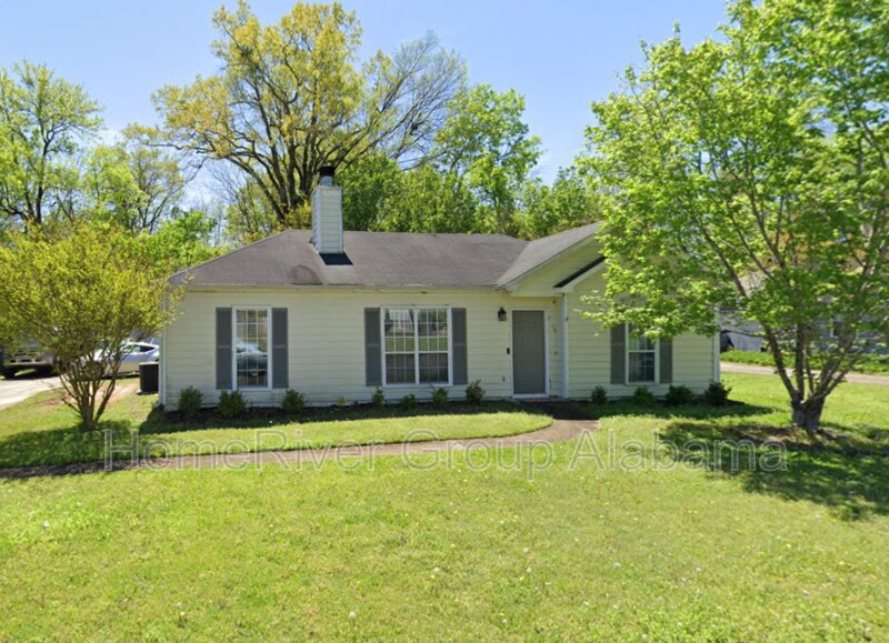 Primary Photo - 8388 Cahaba Crossing Cir