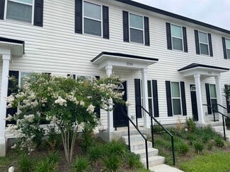 Building Photo - 2249 Del Carmel Way