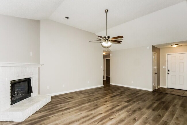 Foto del edificio - 5769 Saranac Ave