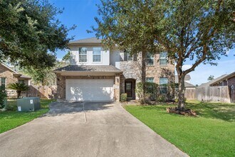 Building Photo - 8406 Oak Villa Ct