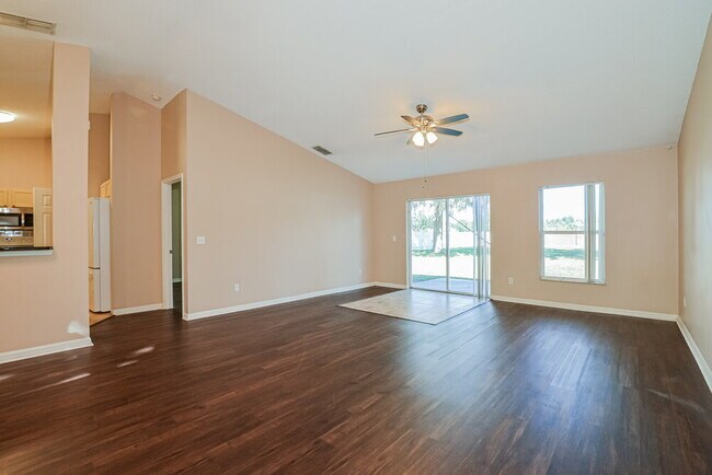 Foto del edificio - 1451 Stoneywood Way