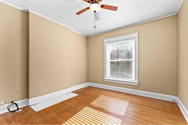 Building Photo - 4011 Hartford St