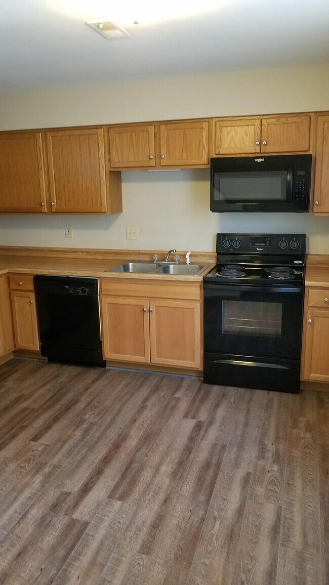 Foto del edificio - 24 Heritage Pl