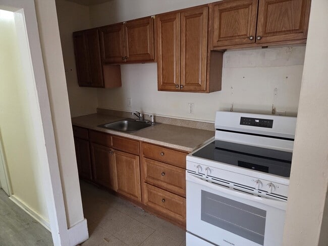 Foto del edificio - 19 Lunenburg St