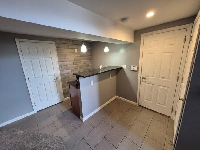 Foto del edificio - 2258 Antoinette Way