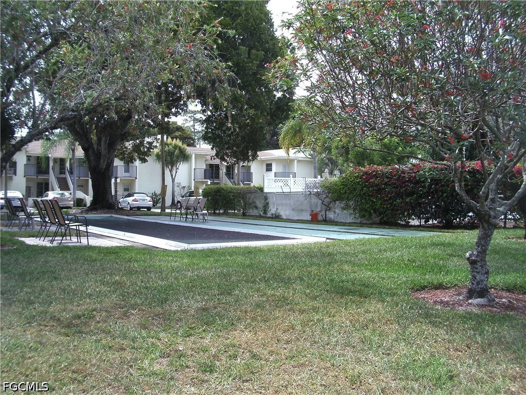 Foto del edificio - 7400 College Pkwy