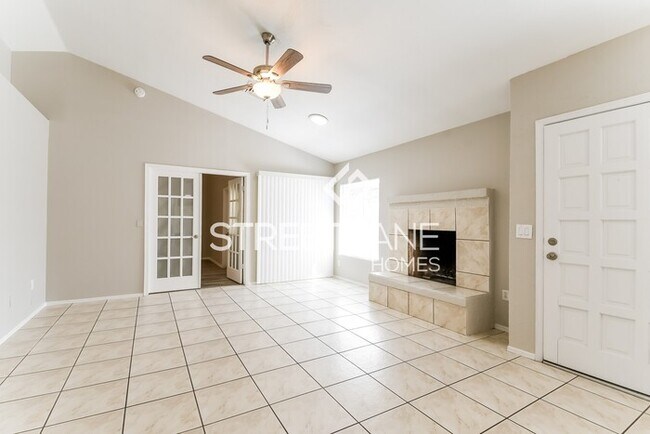 Building Photo - REDUCED!