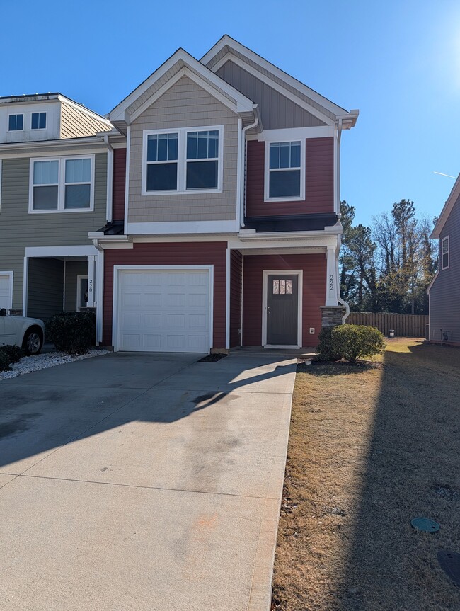 Building Photo - 222 Keaton Ct