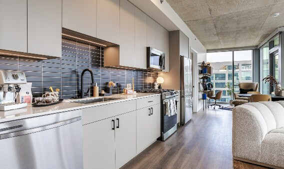 Foto del edificio - 1104 W Carroll Ave