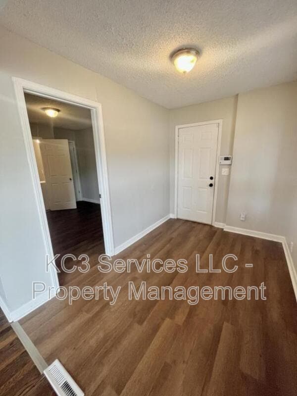 Foto del edificio - 11416 Sycamore Terrace