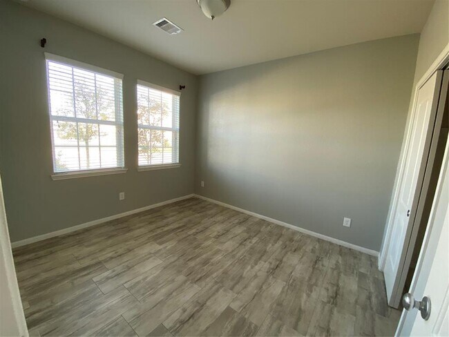Foto del edificio - 7502 Granite Terrace Ln