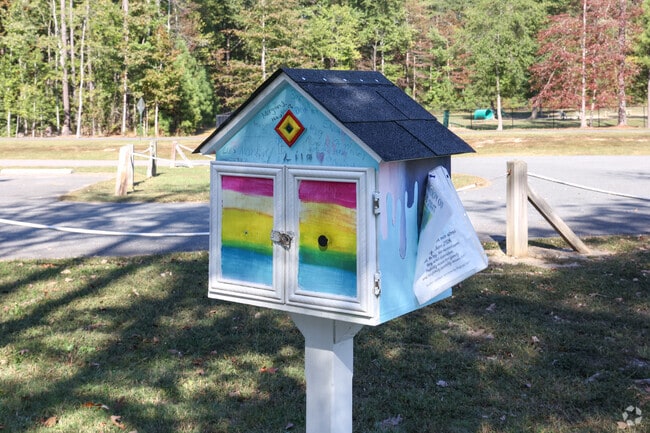 Share a new or used book at the Sandston'sDorey Park library.