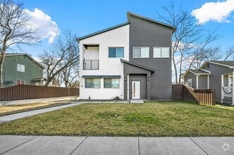 Building Photo - 204 N Getzendaner St