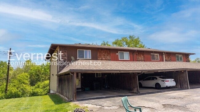 Building Photo - 1309 N 76th St