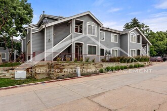 Building Photo - 8500 E Jefferson Ave