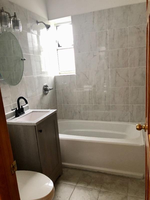 1638 S 50th Ave Unit 2F, Cicero, IL 60804 Room for Rent in Cicero, IL