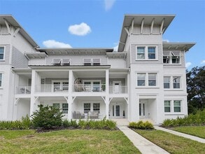 Building Photo - 1511 W Chestnut St