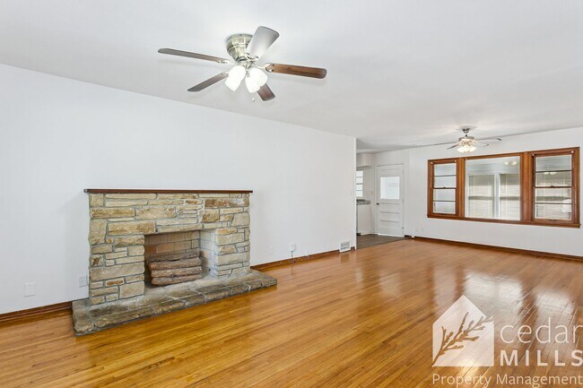 Foto del edificio - 1810 N Garland St