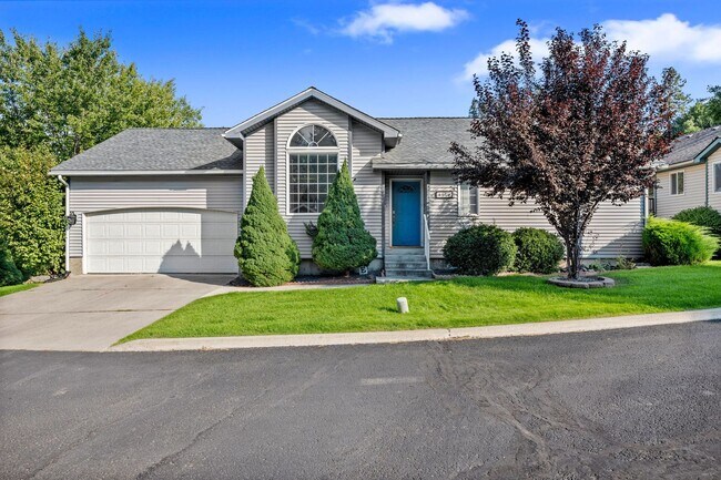 Foto del edificio - Spacious Latah Valley Home - Gated Community