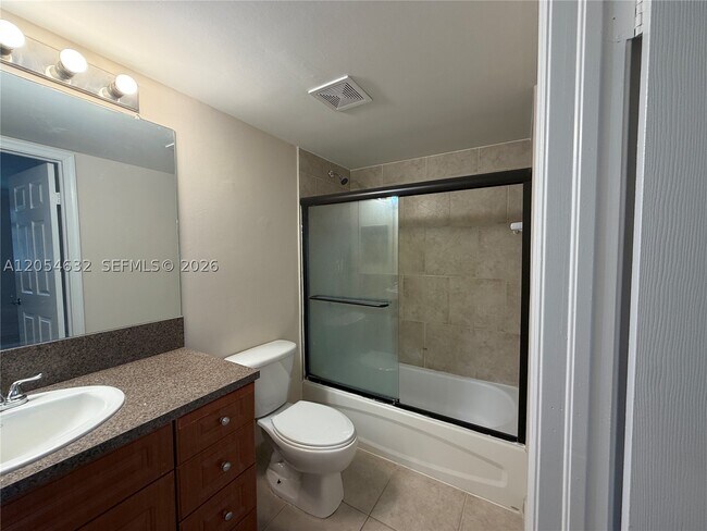 Foto del edificio - 6195 NW 186th St