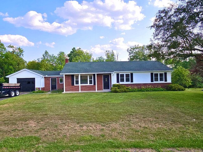 Foto del edificio - 1270 Ridge Rd