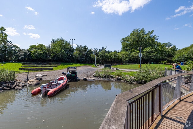 Hunts Point Riverside Park provides public access to the Bronx River.