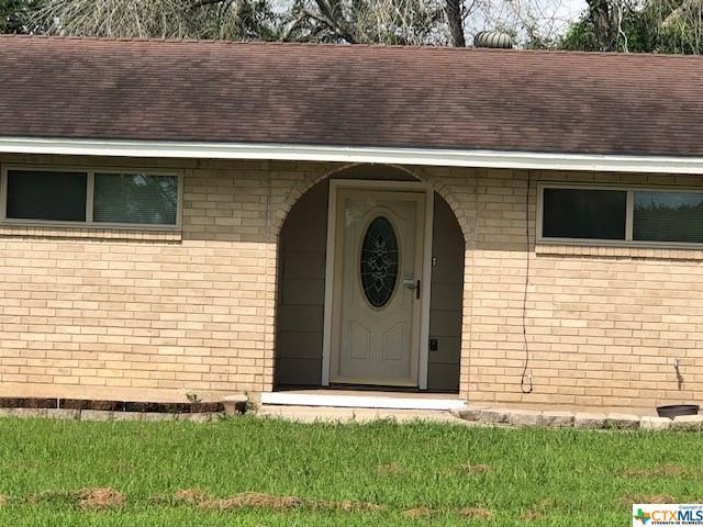 Building Photo - 16 Comanche Hill Cir