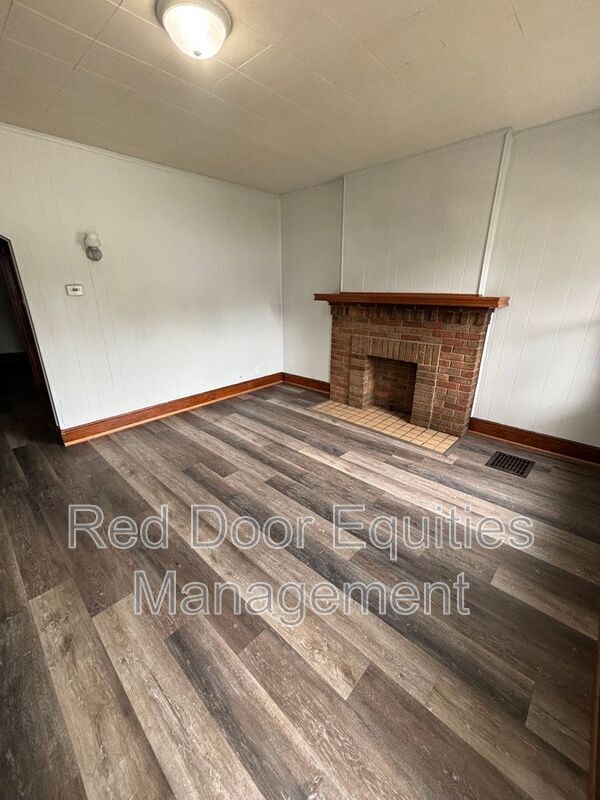 Foto principal - 405 W Wheeling St