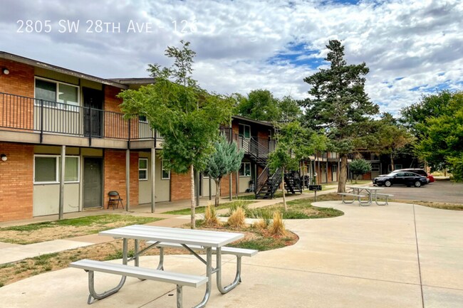 Foto del edificio - 2805 SW 28th Ave