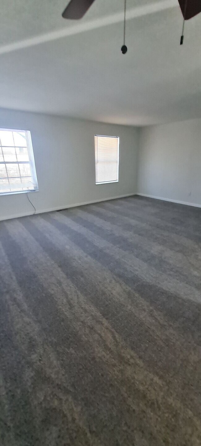 Building Photo - Prime at White Oak