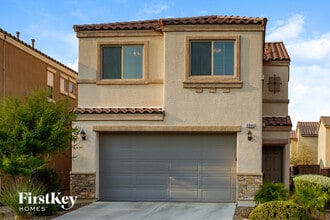 Building Photo - 6846 Majestic Palm Dr