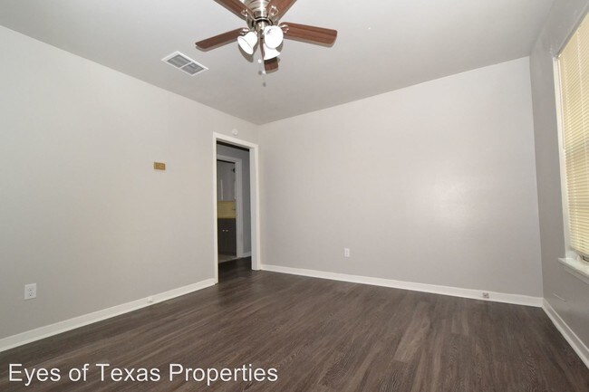 Building Photo - 610 Kawnee Dr