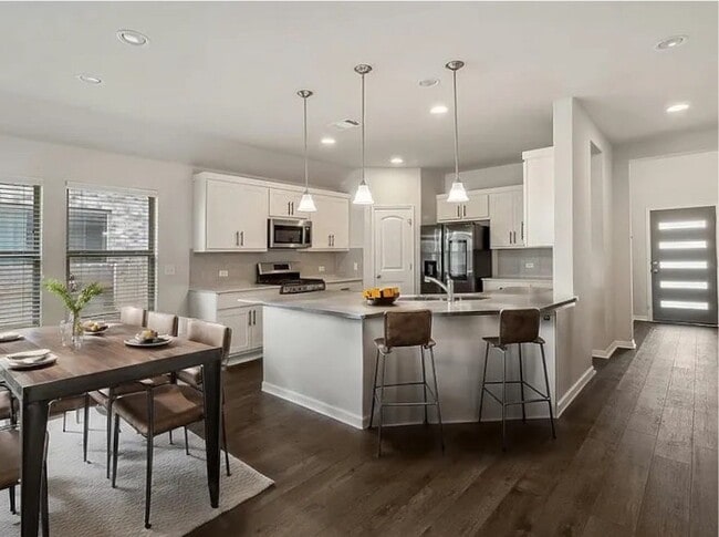 Building Photo - 420 Blue Oak Blvd
