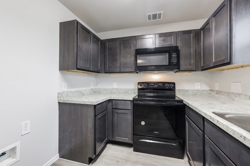 Primary Photo - 2650 Bouvardia Wy