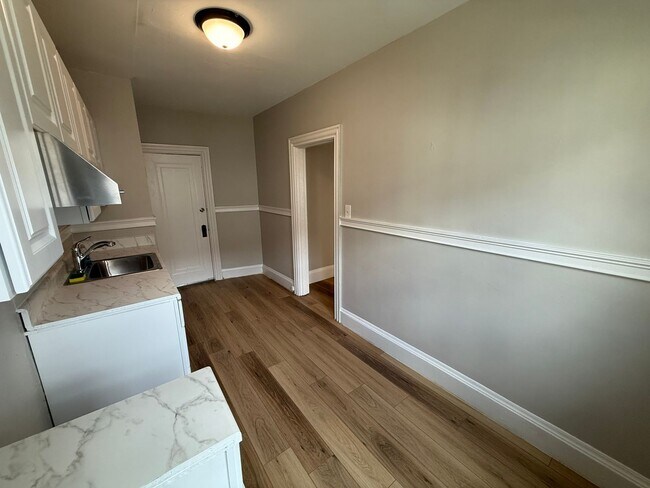Foto del edificio - 127 Westford St