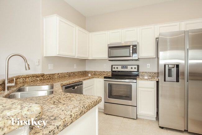 Foto del edificio - 12517 W Washington St