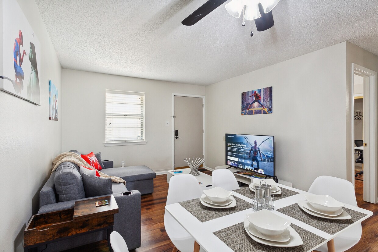 Foto principal - 2301 Edenborn Ave
