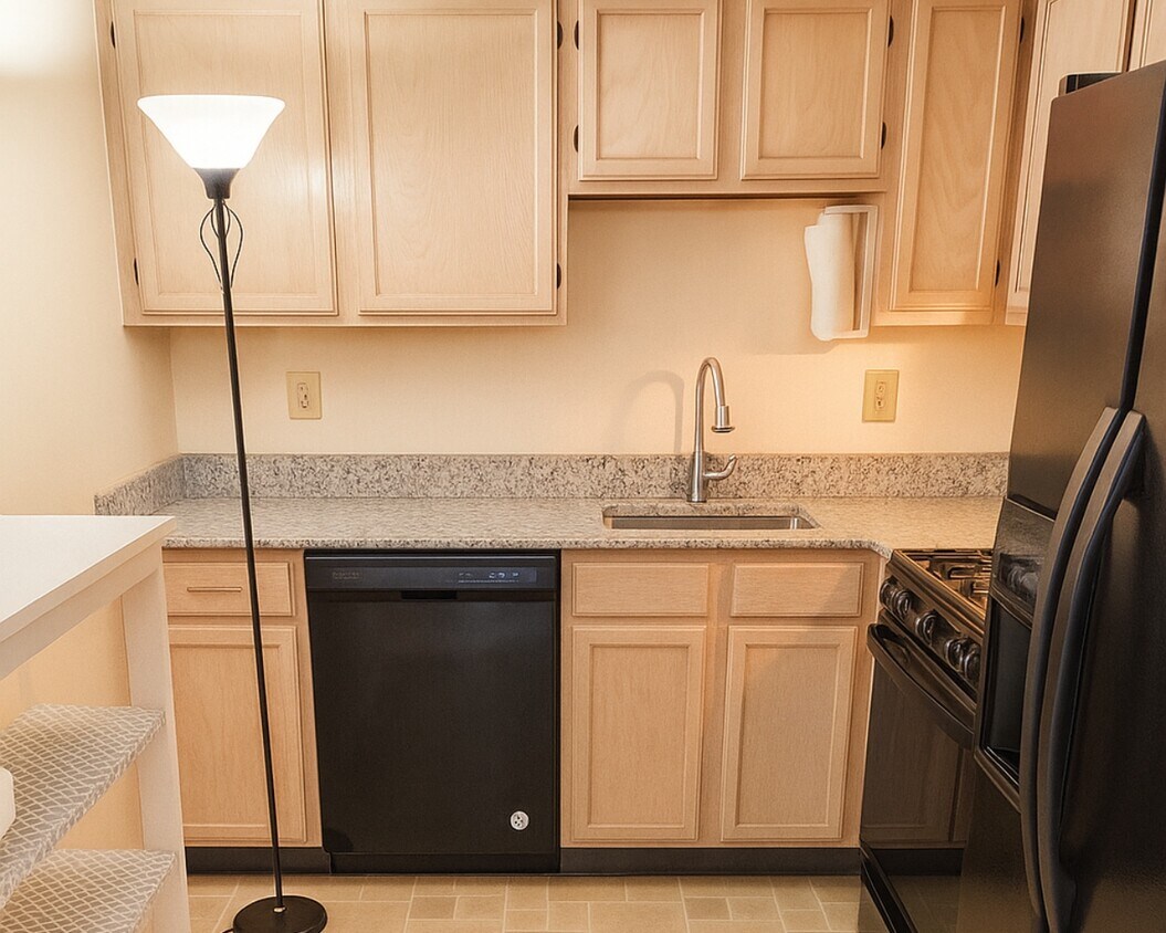 Foto principal - 411 Waterford Dr