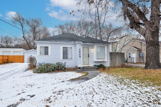 Foto del edificio - 4 br, 1 bath House - 3929 S 500 E